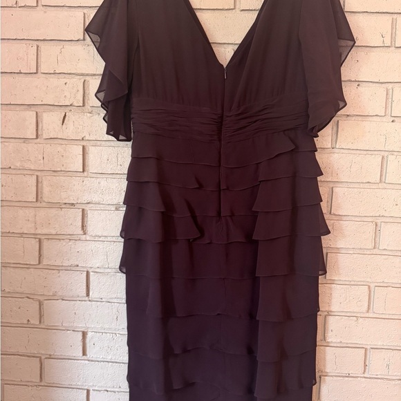 Adrianna Papell Elegant dark Plum Ruffled Dress. Excellent used condition - Picture 5 of 8